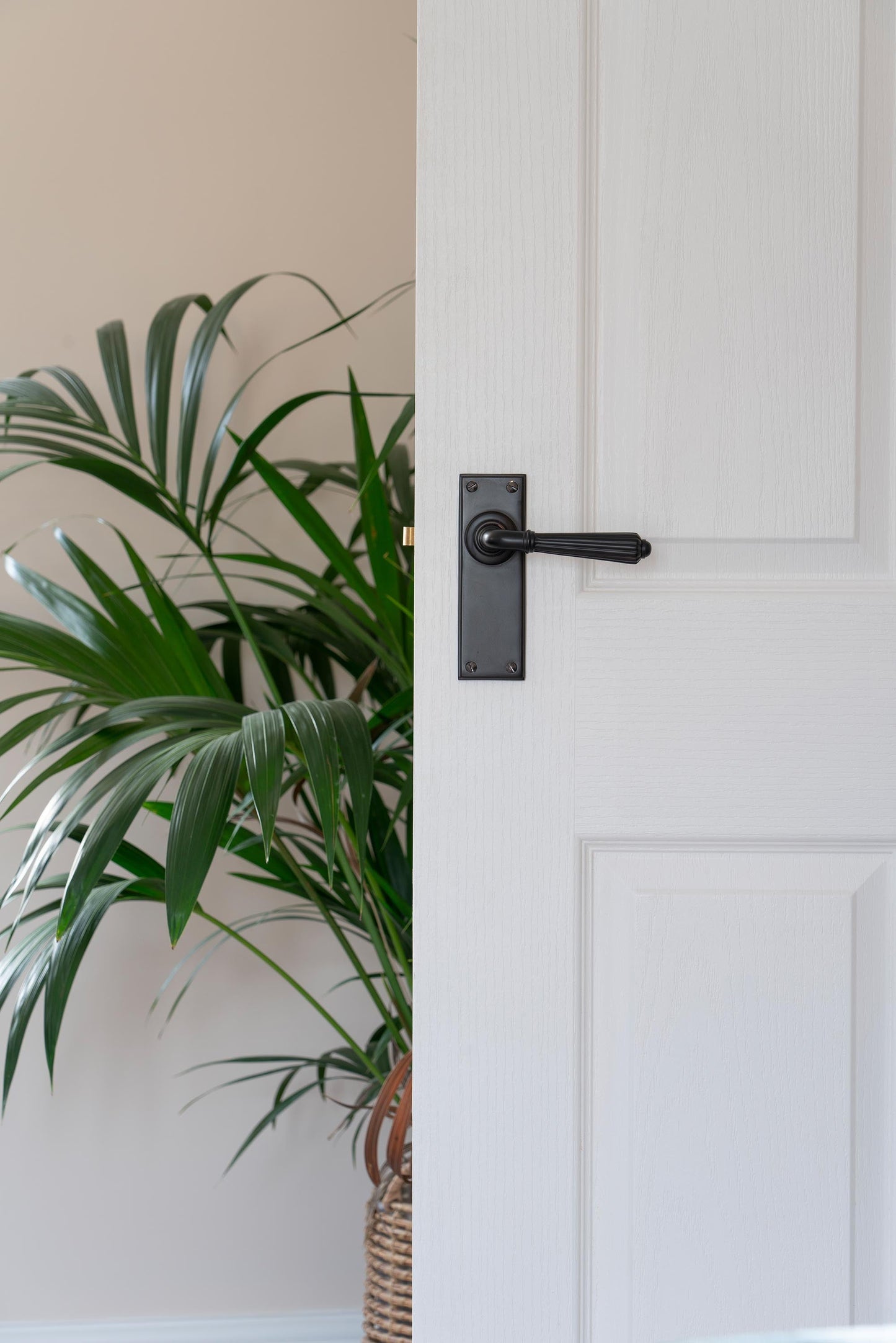 From The Anvil Hinton Lever Latch Set