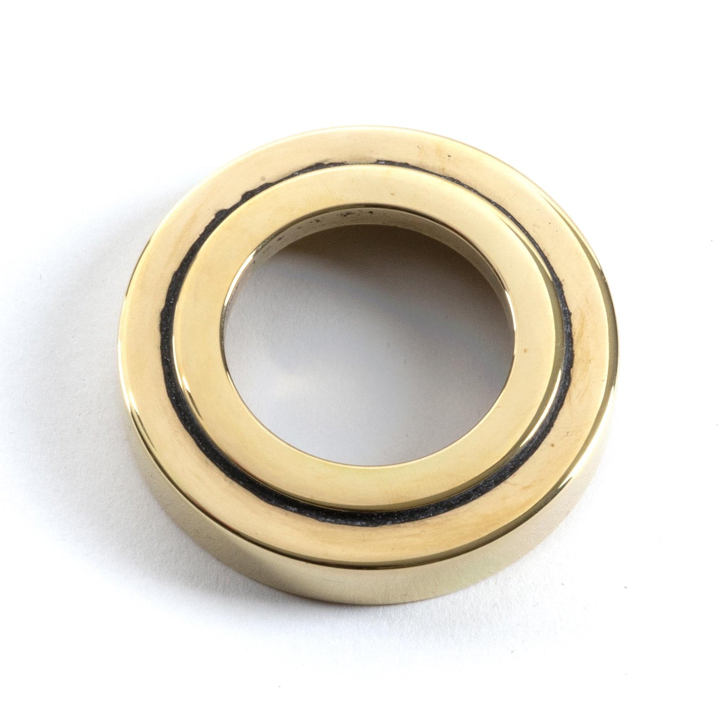 From The Anvil Avon Round Lever On Rose Set (Sprung)