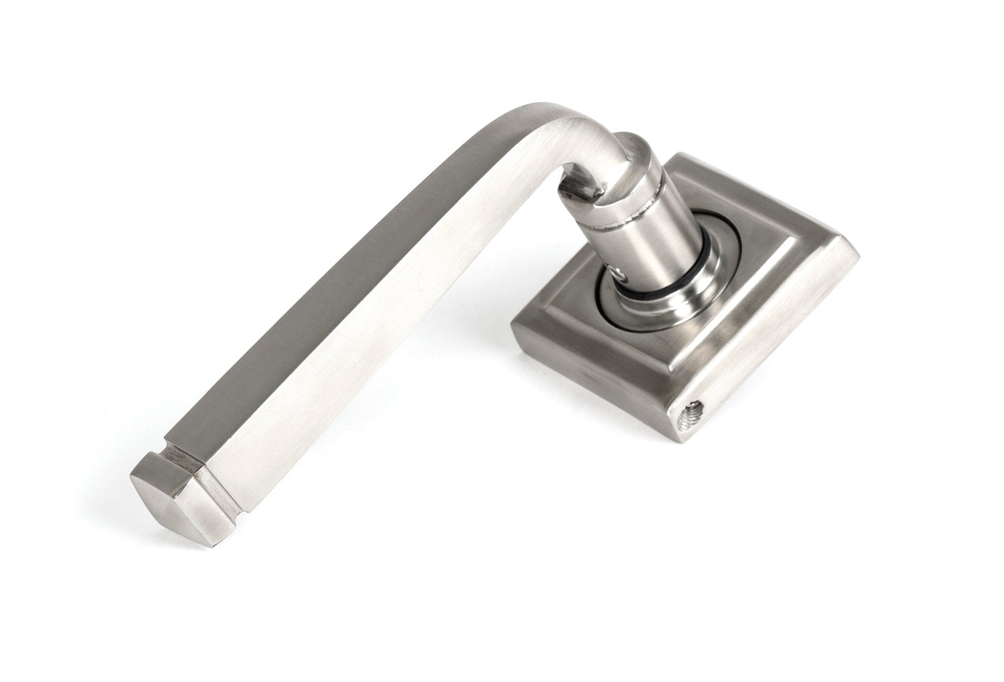 From The Anvil Avon Round Lever On Rose Set (Unsprung)