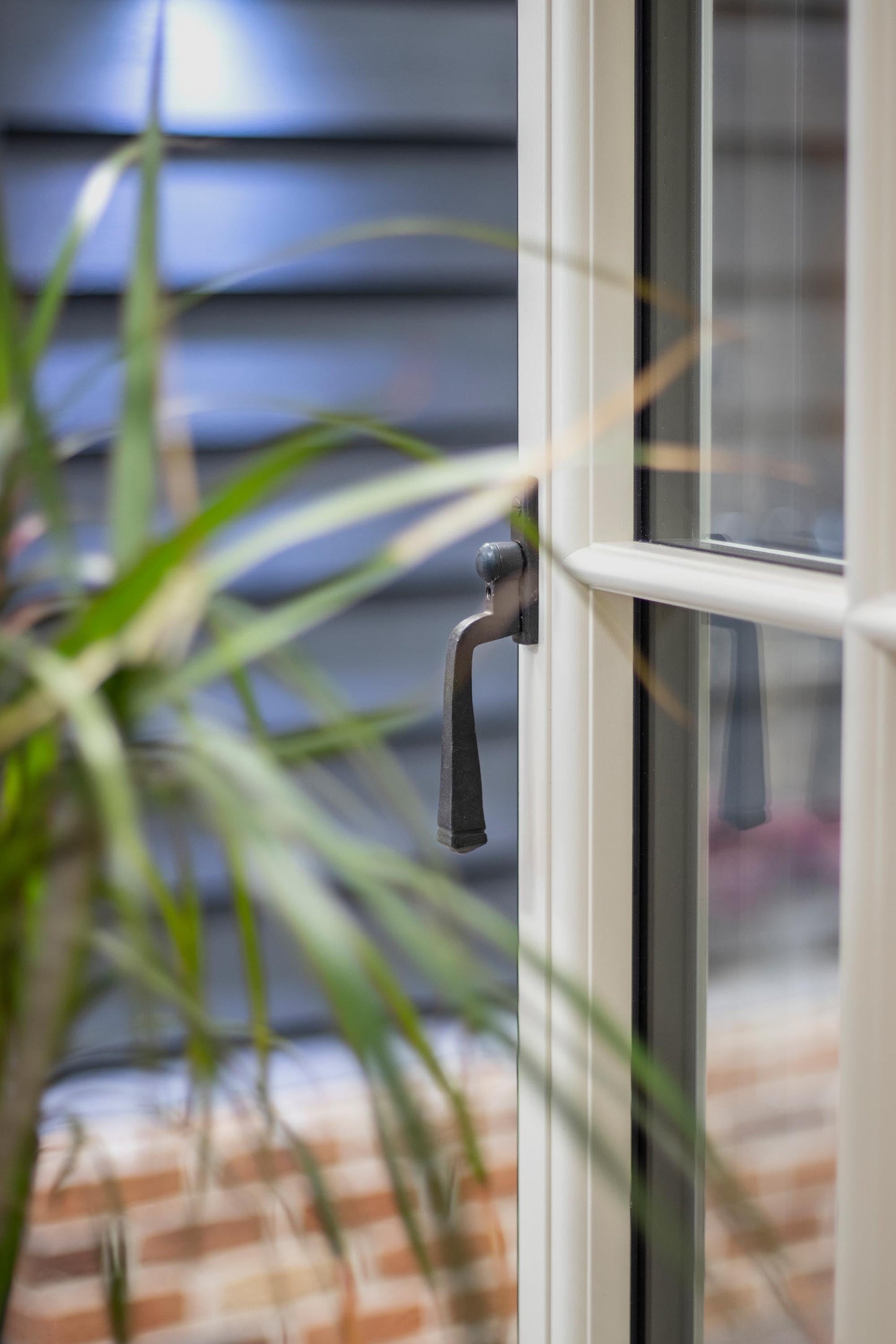 From The Anvil Avon Espag