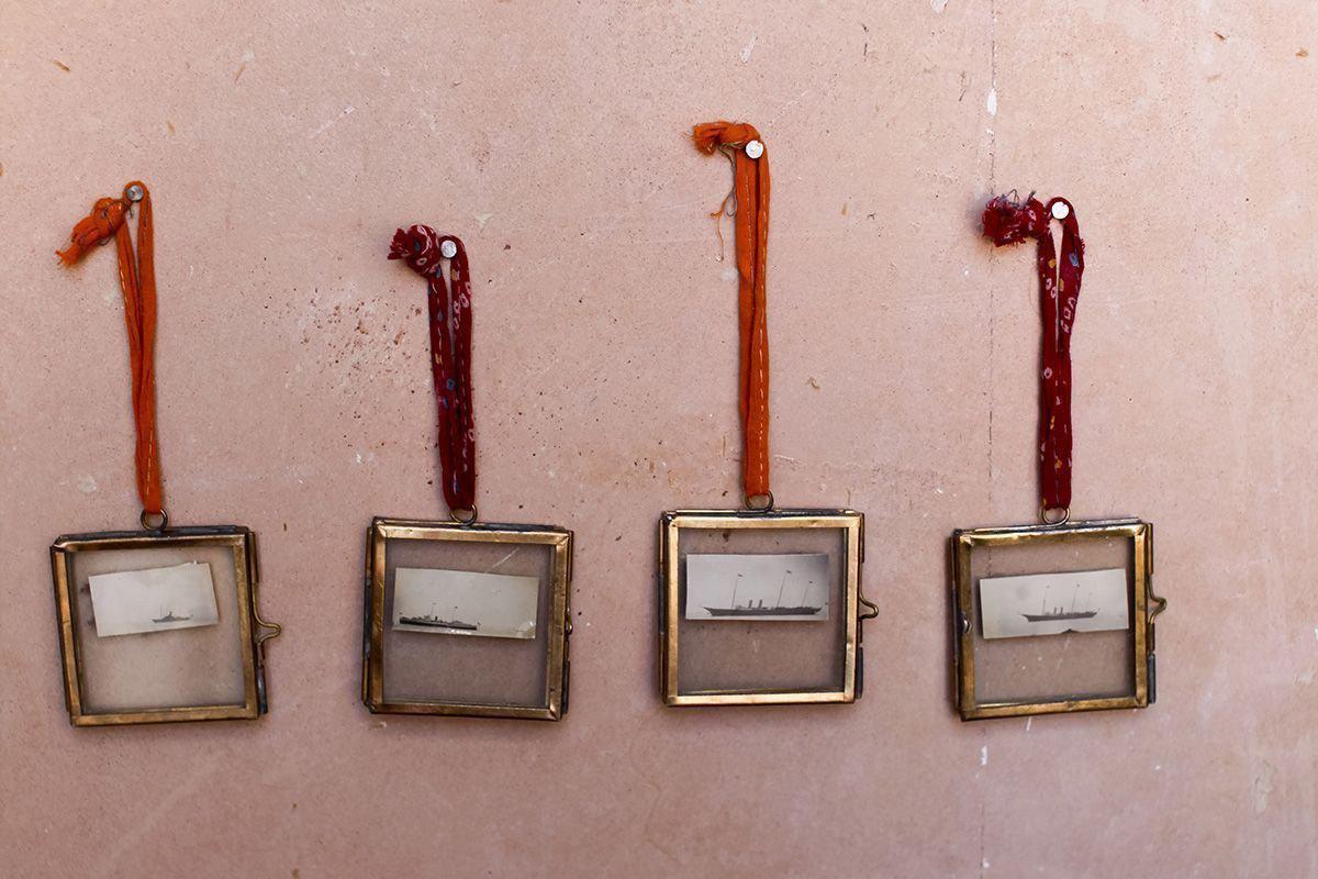 Nkuku Tiny Kiko Frame Antique Brass (Set Of 4)