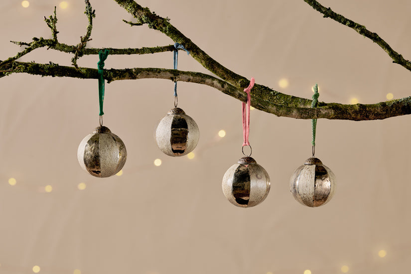 Nkuku Zuri Baubles Gold (Set Of 4)