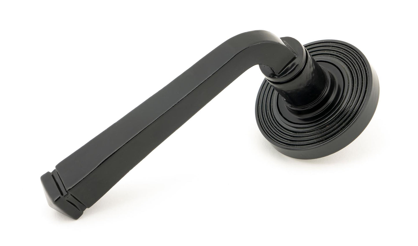 From The Anvil Avon Round Lever On Rose Set (Unsprung)