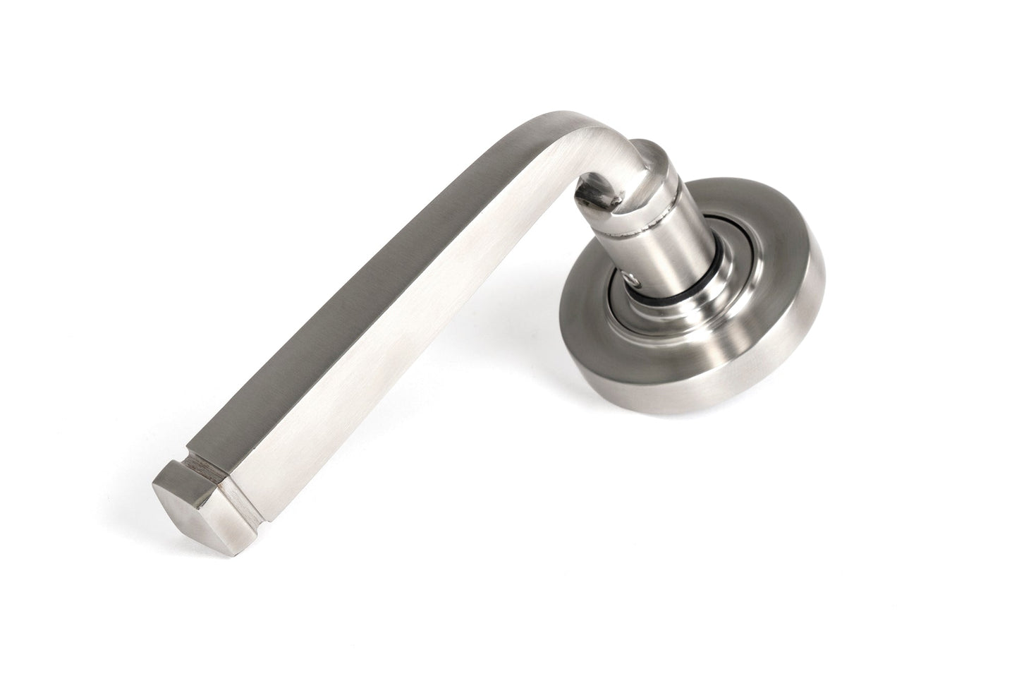 From The Anvil Avon Round Lever On Rose Set (Unsprung)