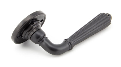 From The Anvil Hinton Lever On Rose Set (Unsprung)