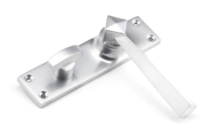 From The Anvil Straight Lever Bathroom Set