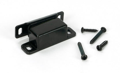 From The Anvil Magnetic Catch 6kg Pull