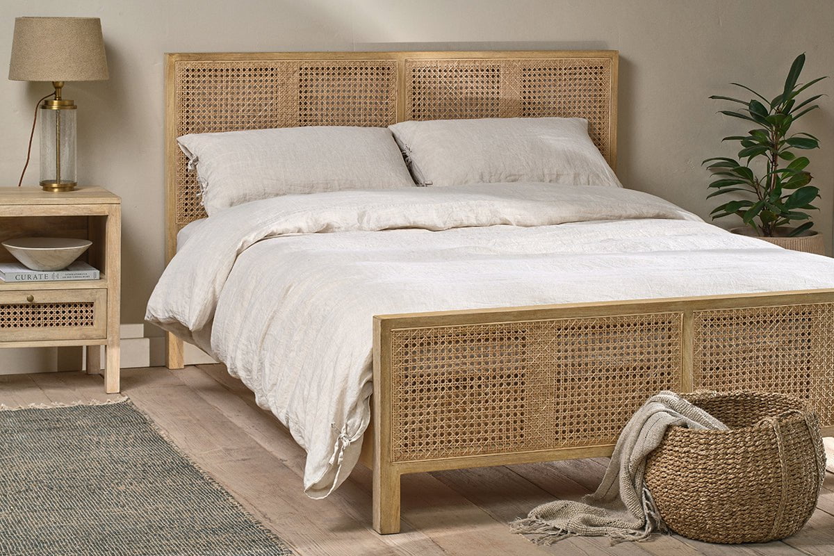 Nkuku Adya Linen Housewife Pillowcase Pair Natural