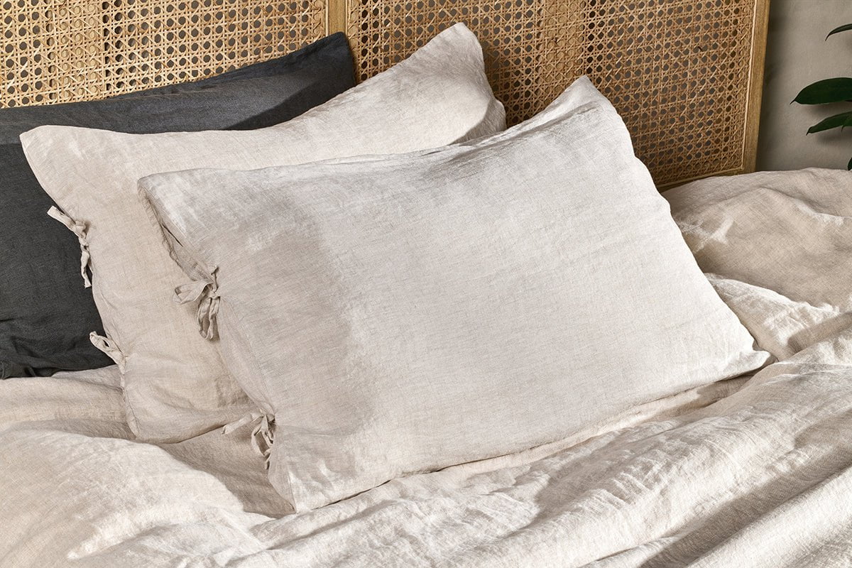 Nkuku Adya Linen Housewife Pillowcase Pair Natural