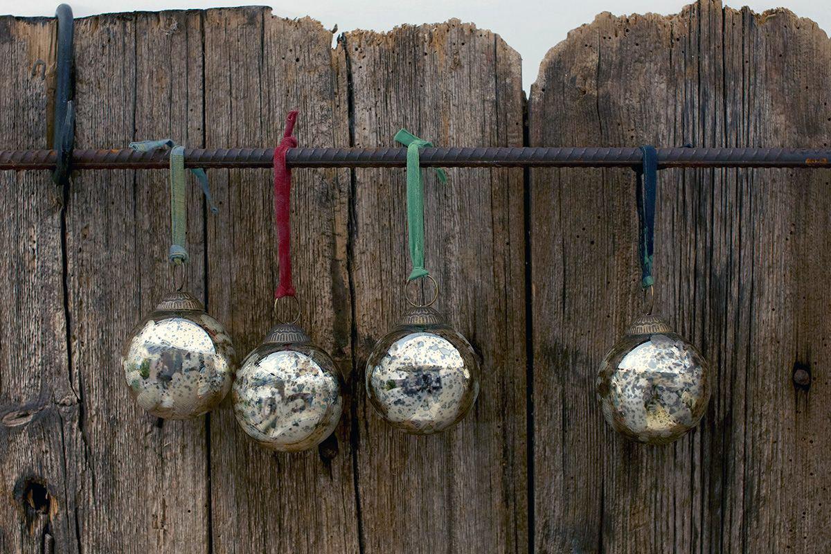 Nkuku Antique Gold Baubles (Set Of 4)