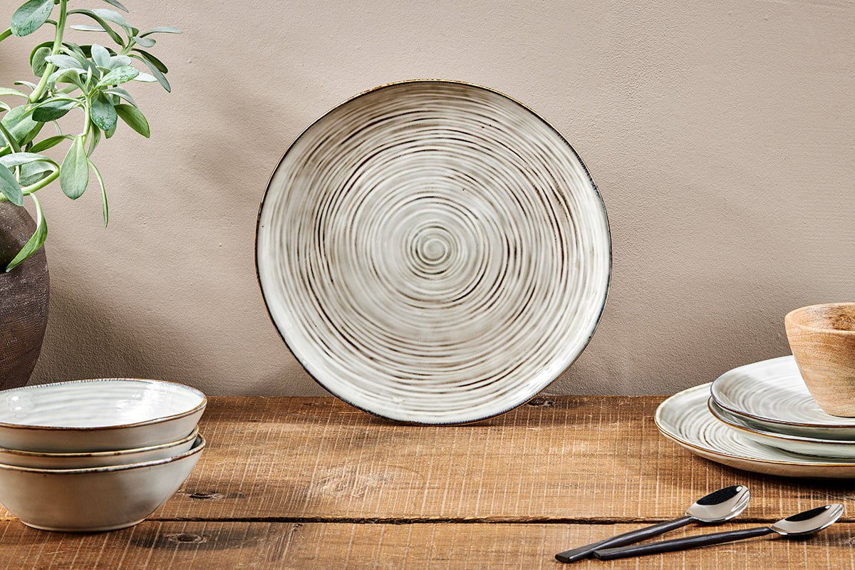 Nkuku Dhanuk Ceramic Dinner Plate Cream