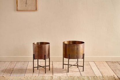 Nkuku Juoni Iron Planter