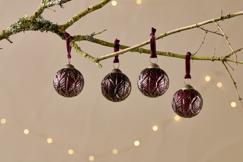 Nkuku Patta Baubles Burgundy (Set Of 4)
