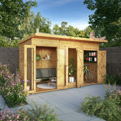 Maine Summerhouse with Side Shed