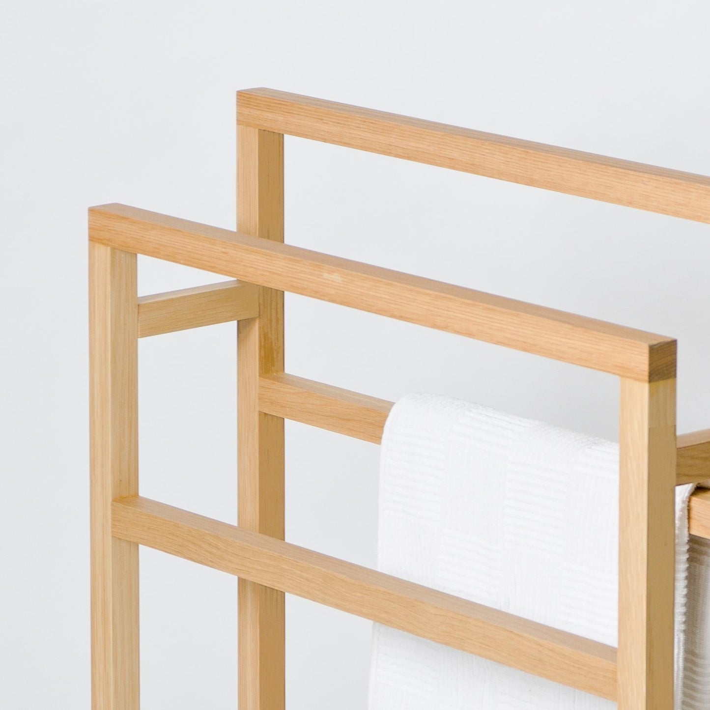Wireworks Towel Rail Grande Oak