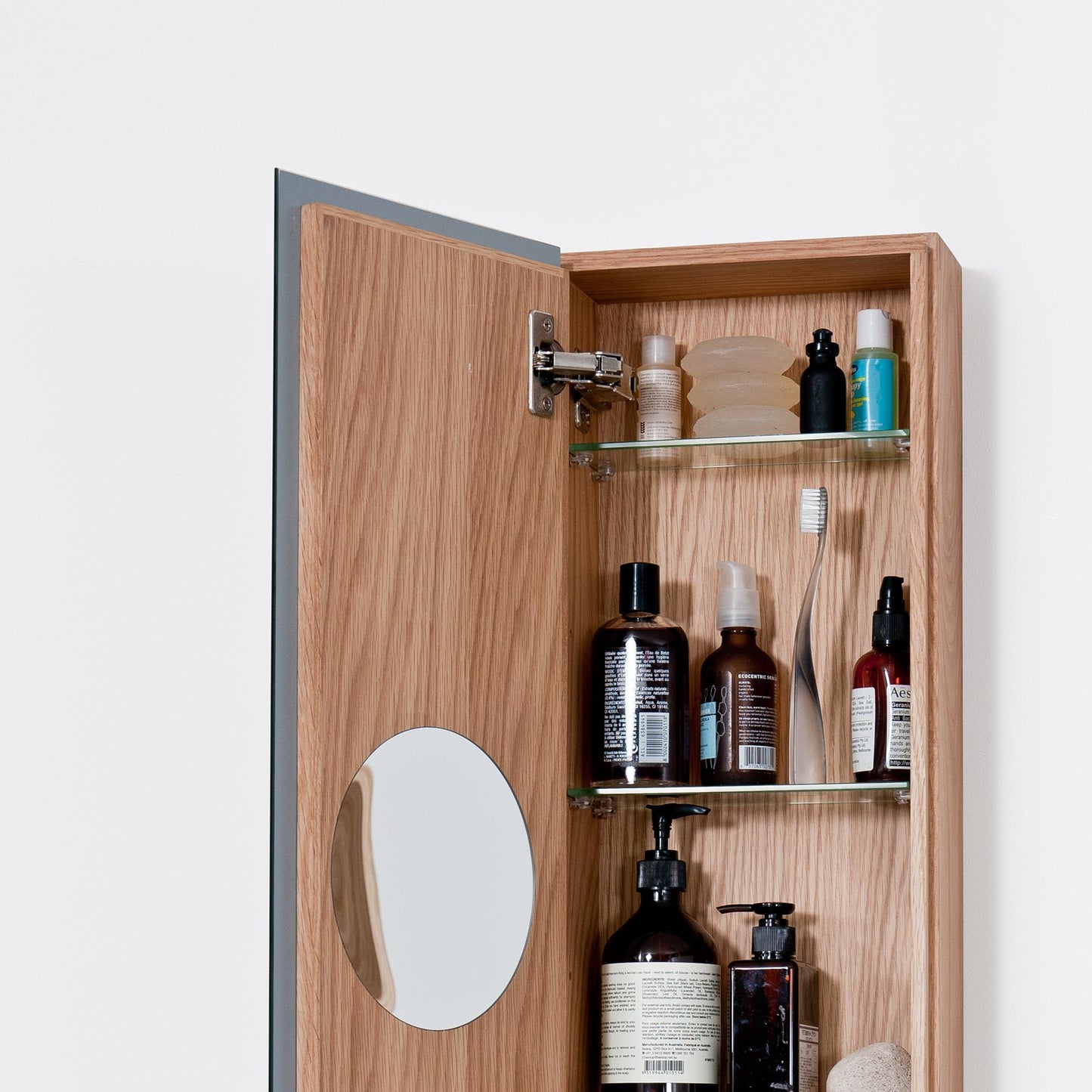 Wireworks Cabinet 800 Zone Oak