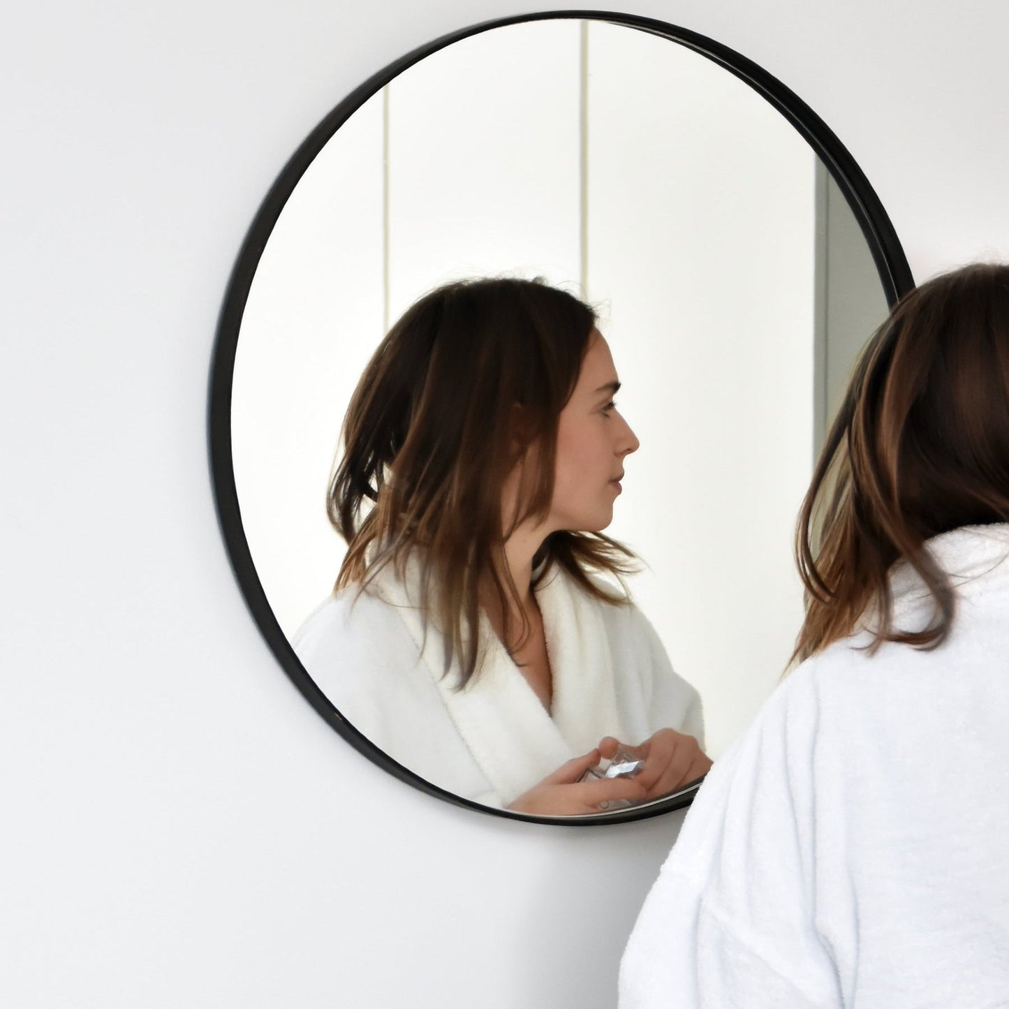 Wireworks Wall Mirror Glance 660 Dark Oak